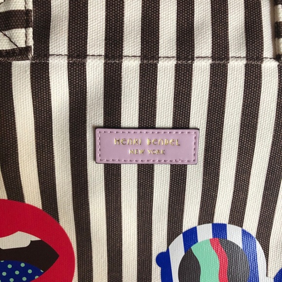 Henri Bendel Canvas Magazine Tote ❣️PRICE FIRM❣️ - Picture 4 of 10